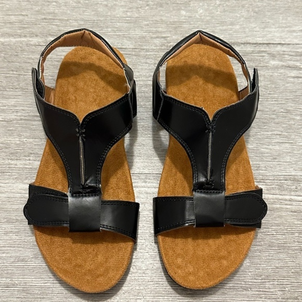NWOT Groovywish retro arch flip flops T strape Orthopedic sandals size 8 black